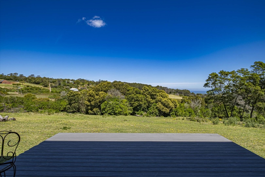 4 Bedroom Property for Sale in Kragga Kamma Eastern Cape